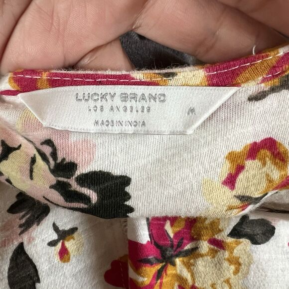 Lucky Brand Top Size Medium White‎ Floral Short Sleeve V Neck Peasant Ruffle Hem - Picture 2 of 10